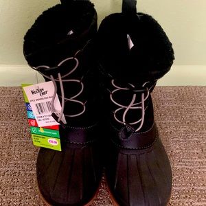 Western Chief Winter boots